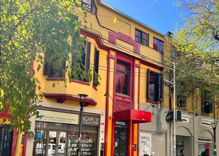 Katana CapsuleHostal